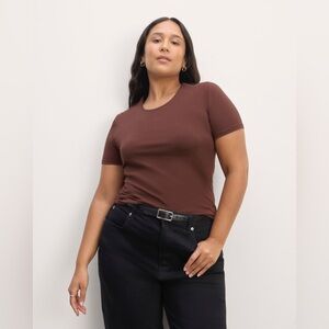 Everlane Form Tee Dark Mahogany Brown Red M EUC